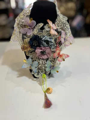 Aratta "Queen Victoria Pinned" Necklace