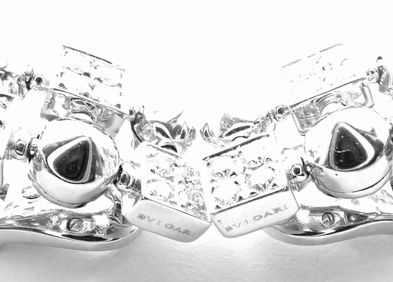 Authentic! Bulgari Bvlgari Lucea 18k White Gold Diamond Long Drop Earrings