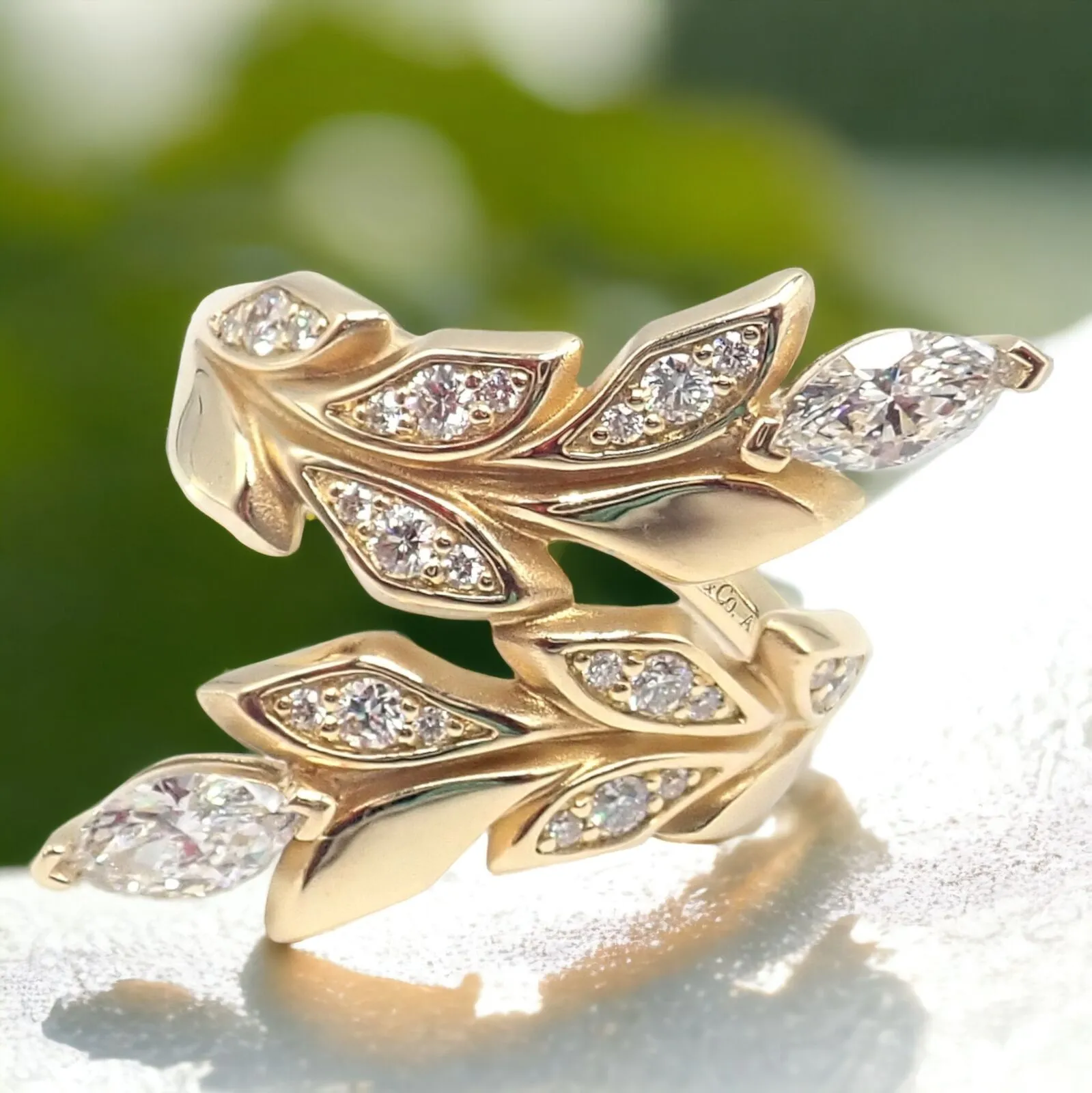 Authentic! Tiffany & Co 18k Yellow Gold Diamond Victoria Vine Bypass Ring