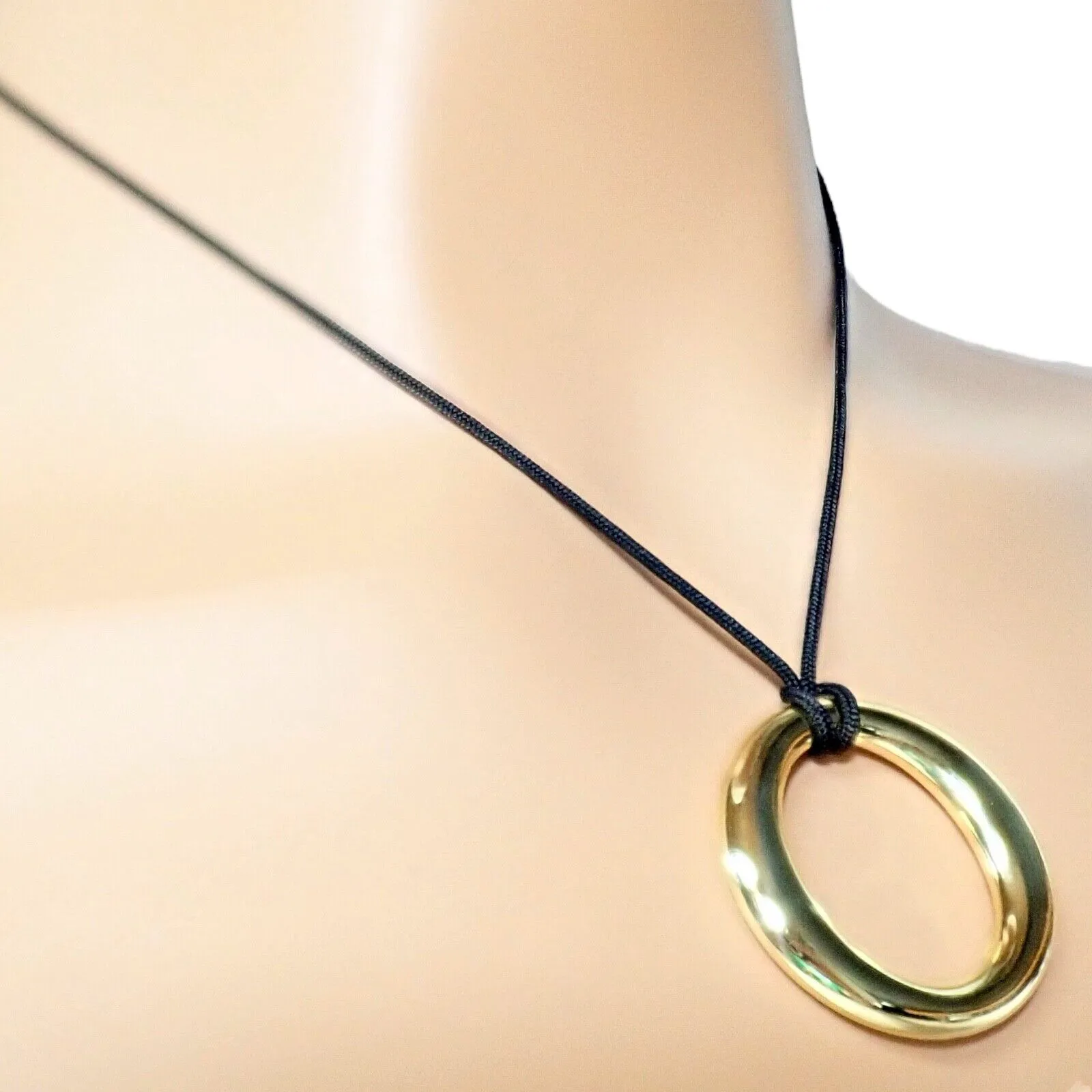Authentic! Tiffany & Co 18k Yellow Gold Peretti 35mm Medium Sevillana Necklace