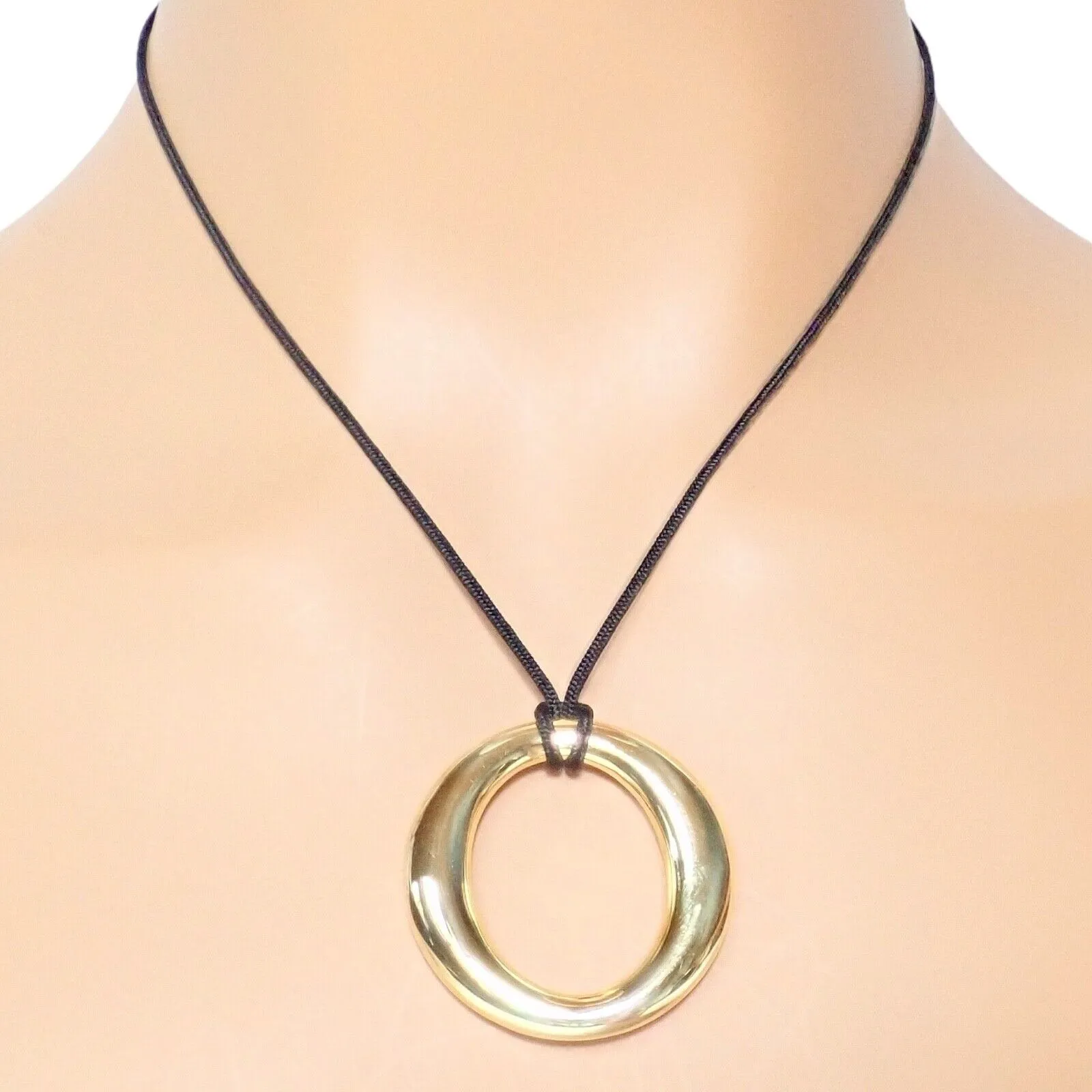 Authentic! Tiffany & Co 18k Yellow Gold Peretti 35mm Medium Sevillana Necklace
