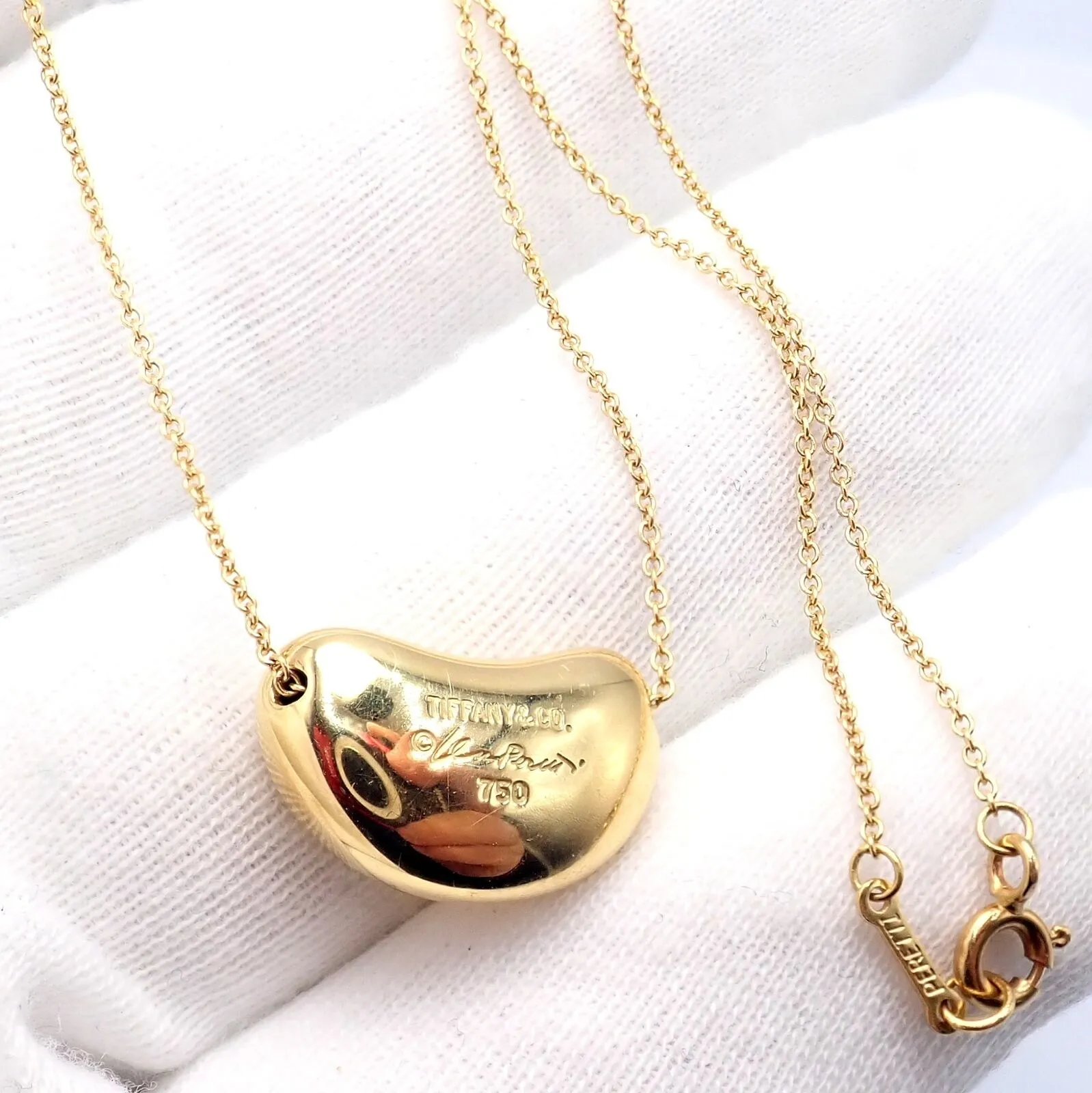 Authentic! Tiffany & Co Elsa Peretti 18k Yellow Gold Medium Bean Necklace