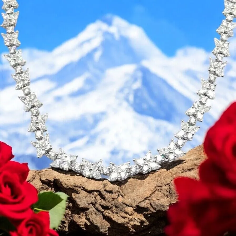 Authentic! Tiffany & Co Victoria Platinum 15.83ct Diamond Mixed Cluster Necklace