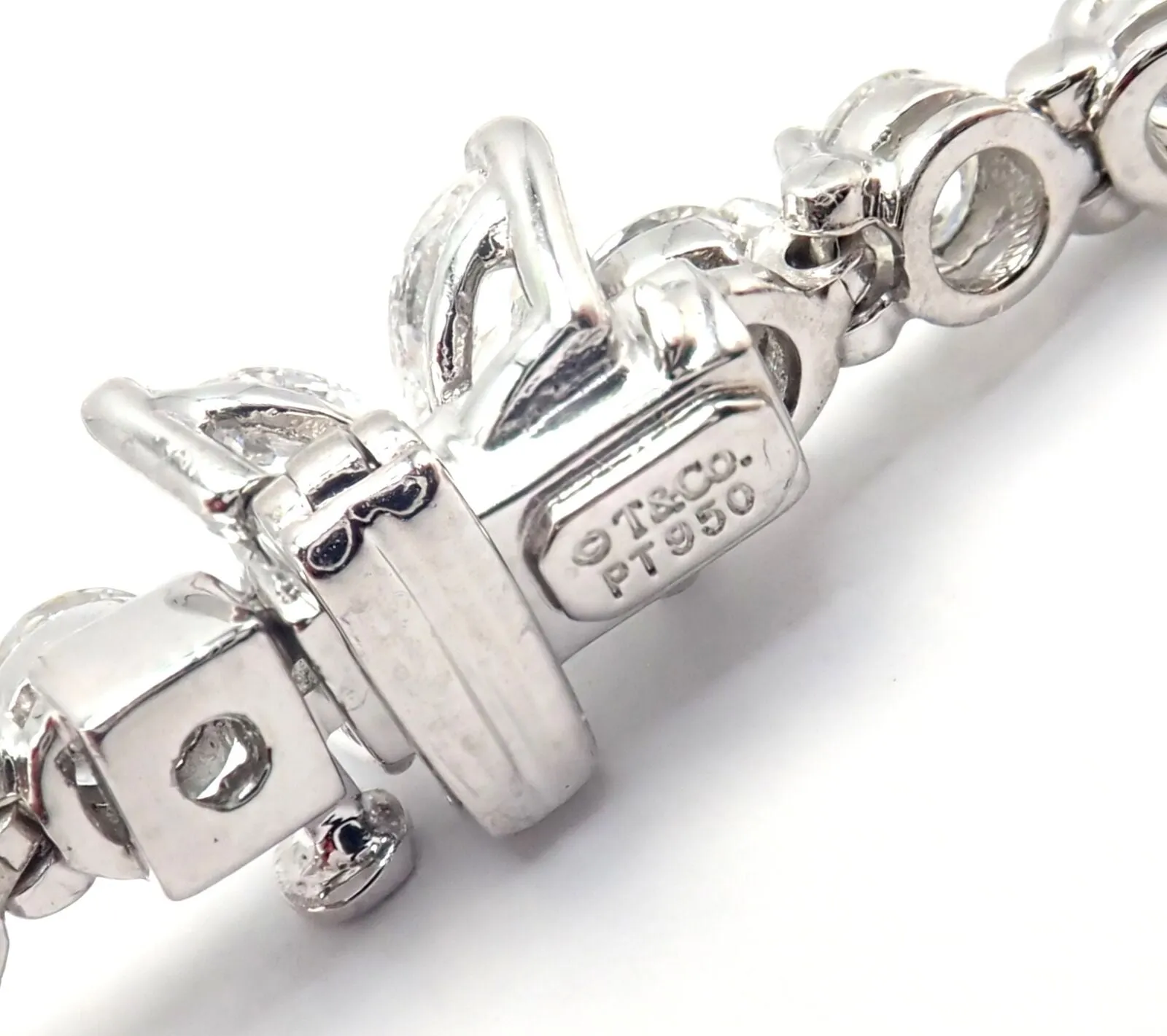Authentic! Tiffany & Co Victoria Platinum 6.5ct Diamond Line Tennis Bracelet