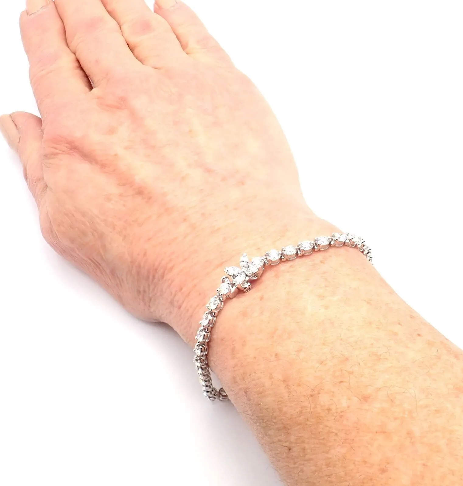 Authentic! Tiffany & Co Victoria Platinum 6.5ct Diamond Line Tennis Bracelet