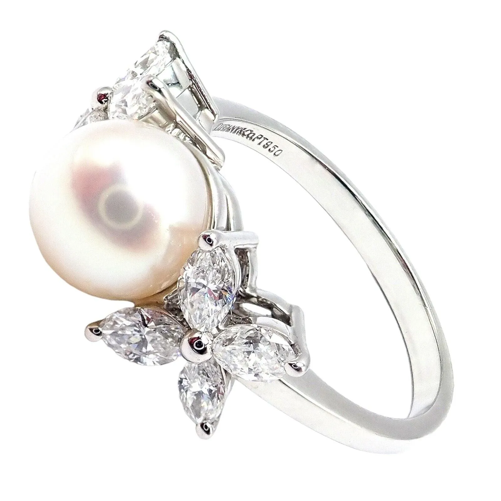 Authentic! Tiffany & Co Victoria Platinum Diamond 7.5mm Pearl Band Ring
