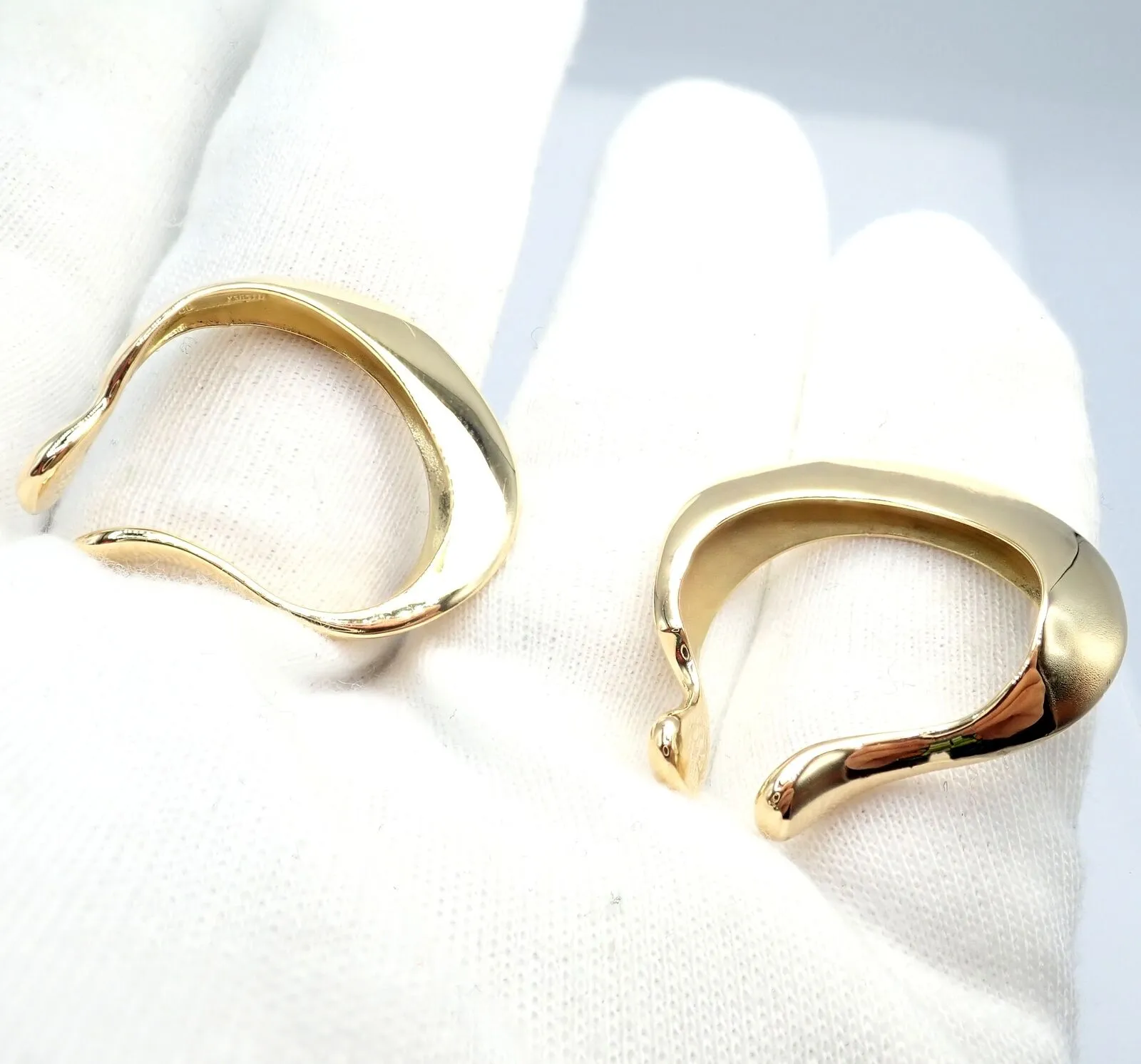 Authentic Vintage Tiffany & Co 18k Yellow Gold Peretti Lily Lobe Hoop Earrings