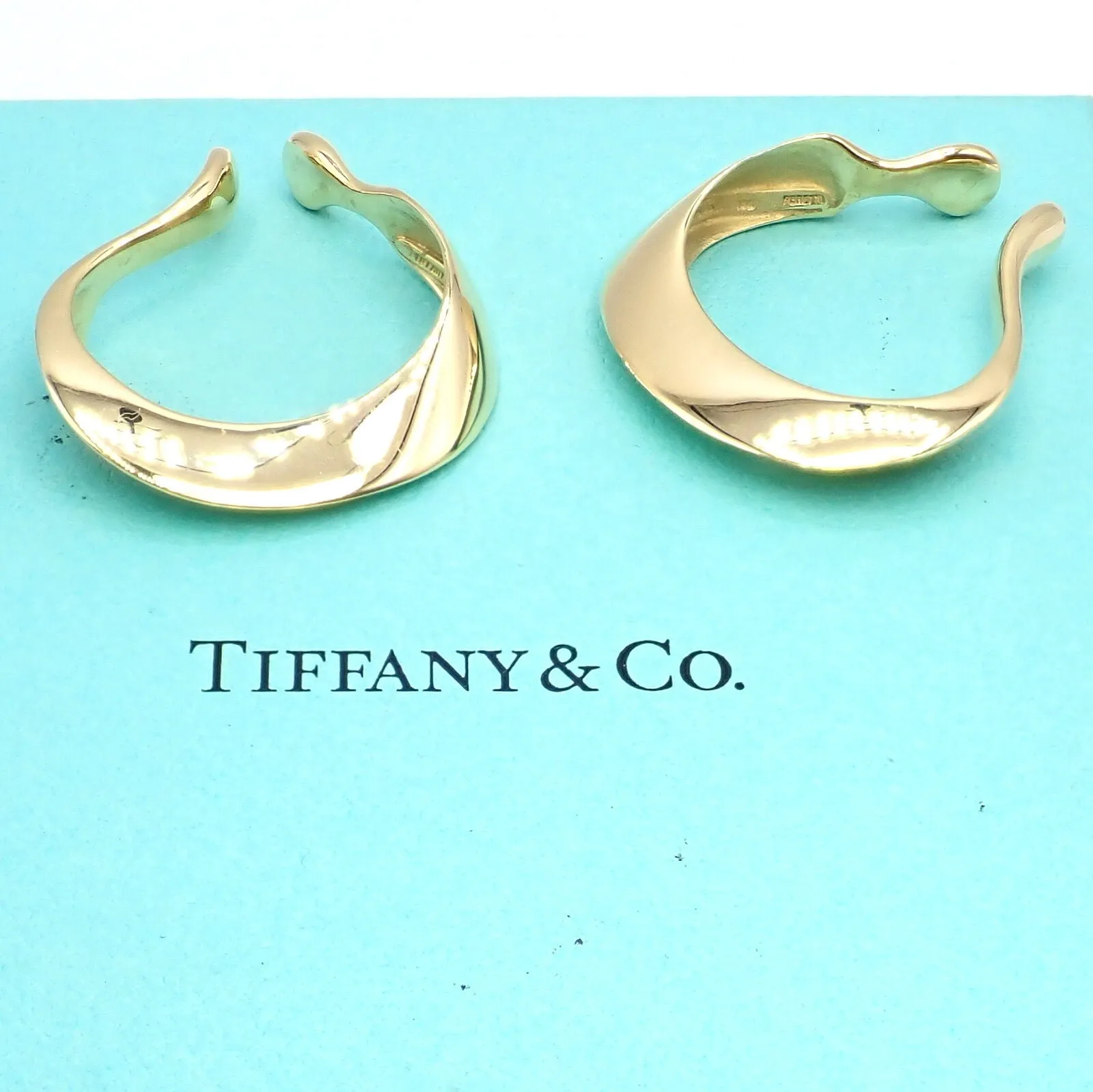Authentic Vintage Tiffany & Co 18k Yellow Gold Peretti Lily Lobe Hoop Earrings
