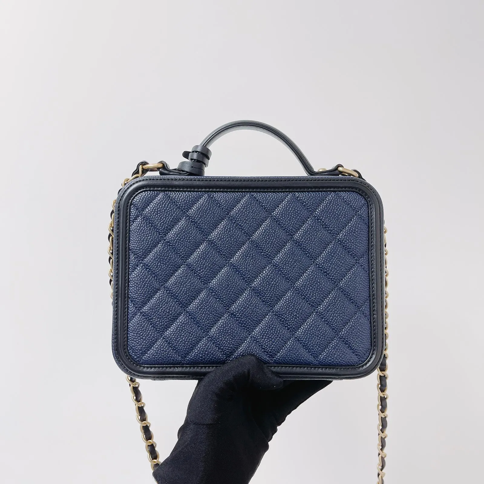 Chanel Vanity Case Filigree Medium