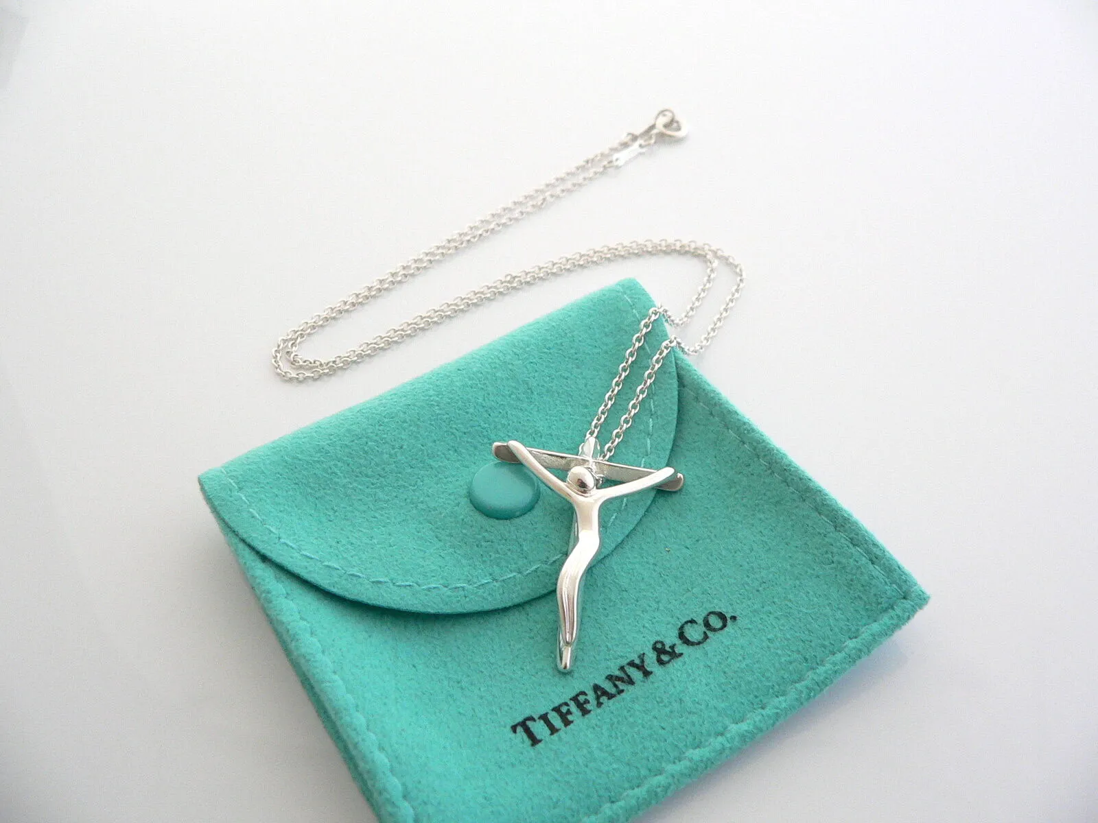 Tiffany & Co Silver Cross Crucifix Necklace Pendant 18 inch Chain Gift Pouch