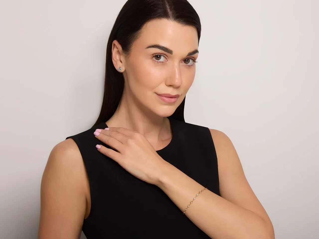 Tiffany and Co. Elsa Peretti 'Diamonds by the Yard' Bracelet in 18K Gold